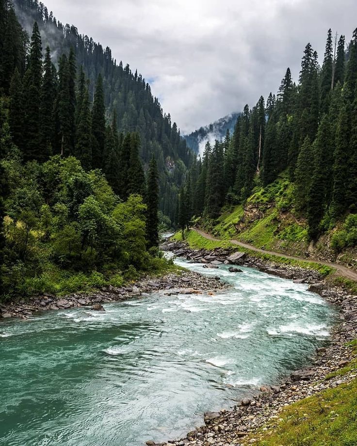 Neelum Valley & Azad Kashmir – 7 Days / 6 Nights - Premium Tour Pakistan